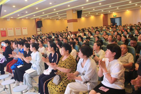 家长学校家长会 (2) 家长学校家长会 (2)